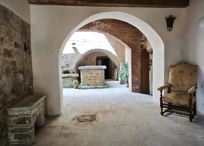 Palazzo Cafarelli Laureana Cilento